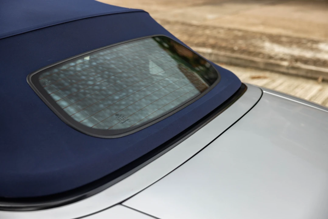 2005 Maserati Spyder - Image 17 of 31
