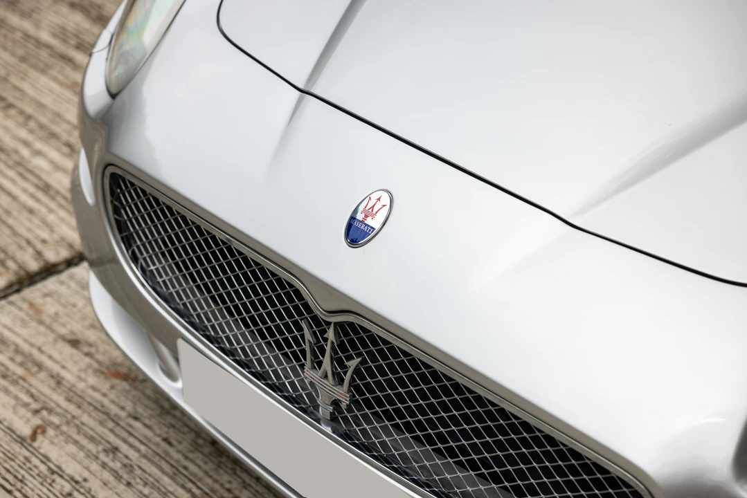 2005 Maserati Spyder - Image 19 of 31