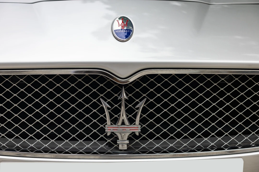 2005 Maserati Spyder - Image 29 of 31