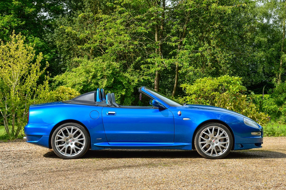 2005 Maserati Spyder - Image 8 of 31