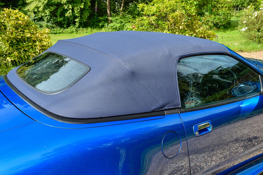 2005 Maserati Spyder - Image 23 of 31