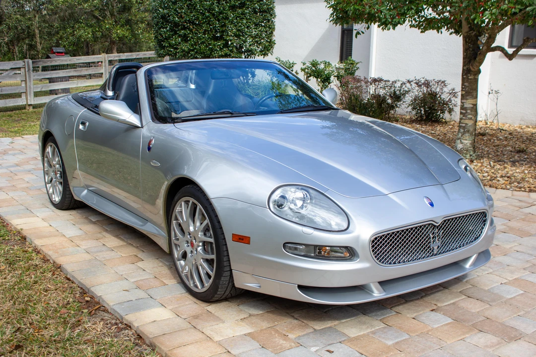 2005 Maserati Spyder - Image 10 of 31