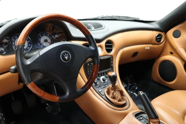 2005 Maserati Spyder - Image 2 of 12