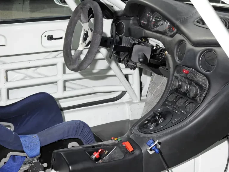2005 Maserati Coupe - Image 5 of 11