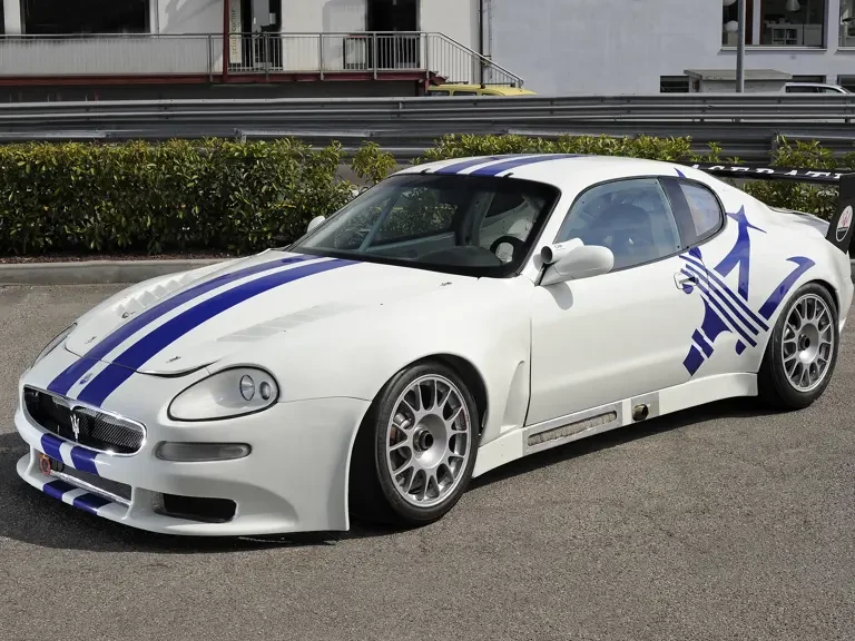 2005 Maserati Coupe - Image 2 of 11
