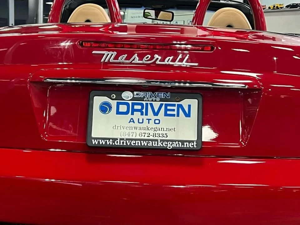 2005 Maserati Spyder - Image 17 of 19