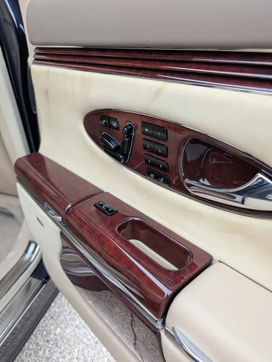 2005 Maybach 57 - Image 15 of 16