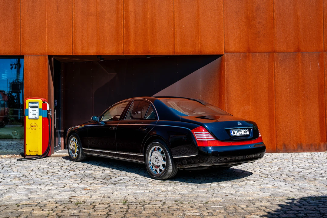 2005 Maybach 57 - Image 7 of 31
