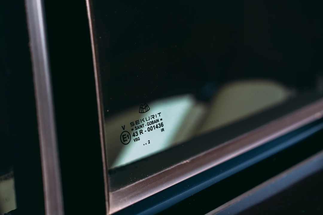 2005 Maybach 57 - Image 16 of 31