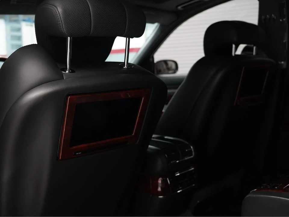 2005 Maybach 57 - Image 18 of 19