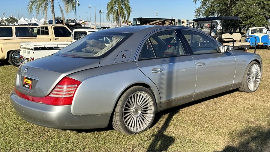 2005 Maybach 57 - Image 2 of 4