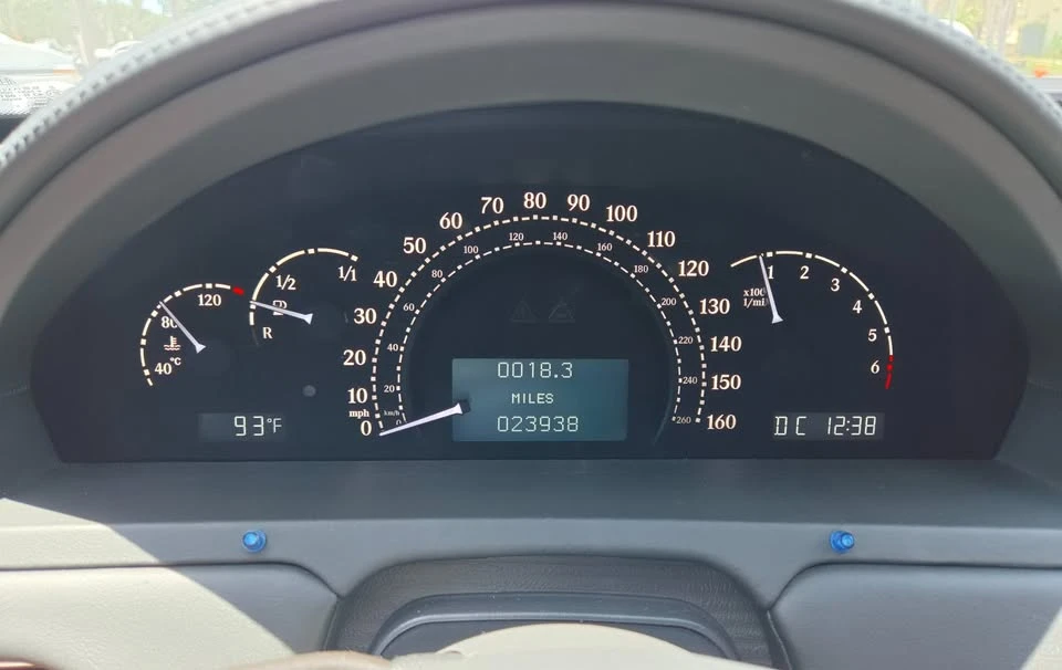2005 Maybach 57 - Image 9 of 20