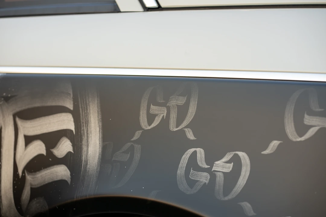 2005 Maybach 62 - Image 19 of 31