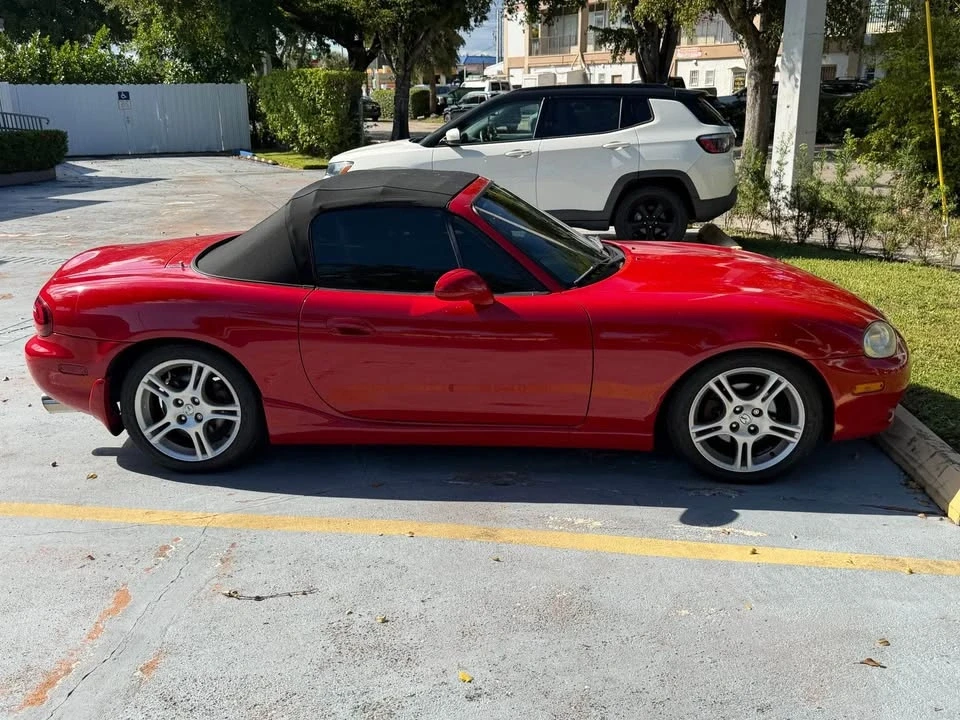2005 Mazda NB MX-5 Miata - Image 4 of 7