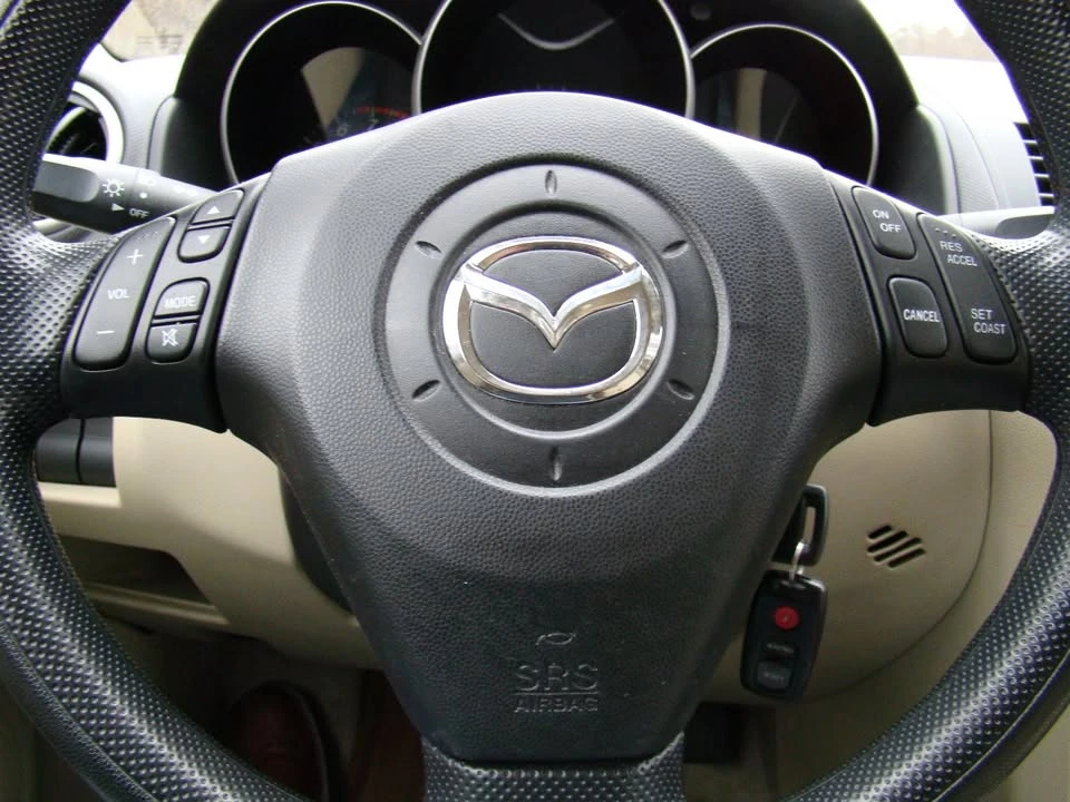 2005 Mazda Mazda 3 1st Gen - Image 12 of 18