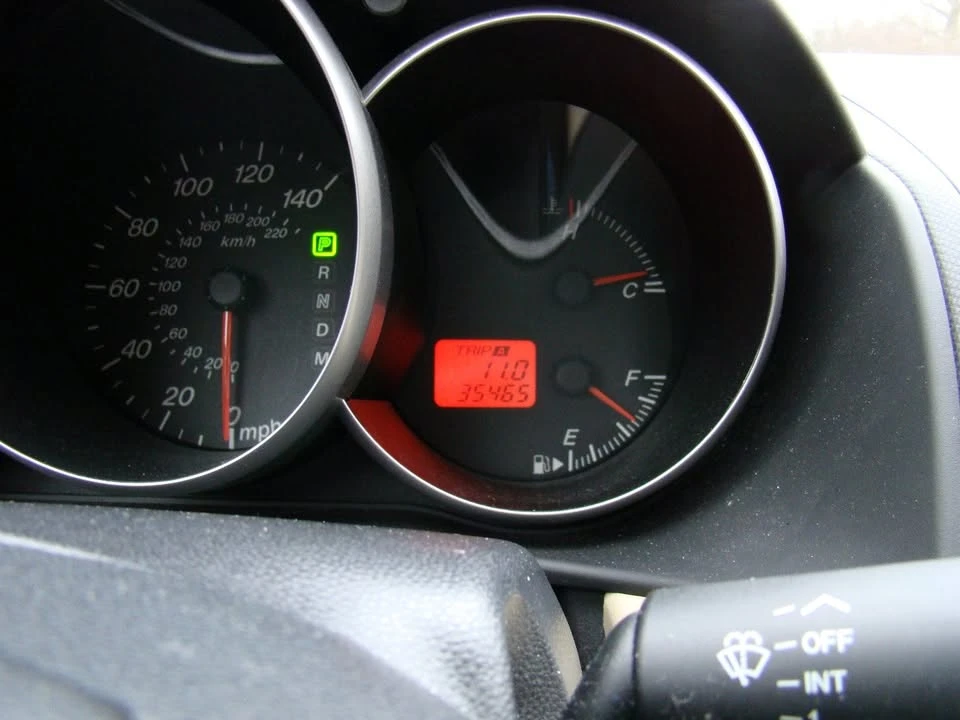 2005 Mazda Mazda 3 1st Gen - Image 11 of 18