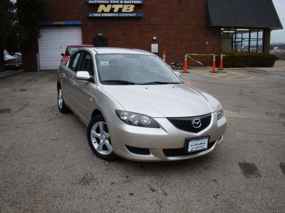 2005 Mazda Mazda 3 1st Gen - Image 2 of 18