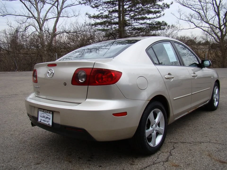 2005 Mazda Mazda 3 1st Gen - Image 10 of 18