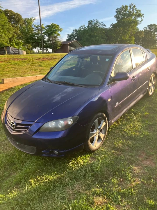 2005 Mazda Mazda 3 1st Gen - Image 3 of 4