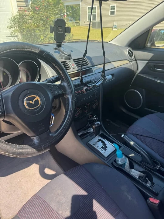 2005 Mazda Mazda 3 1st Gen - Image 7 of 7
