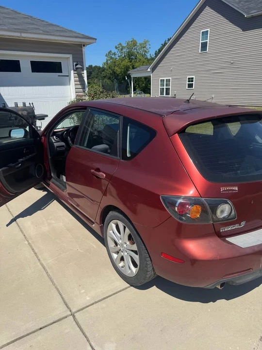 2005 Mazda Mazda 3 1st Gen - Image 5 of 7