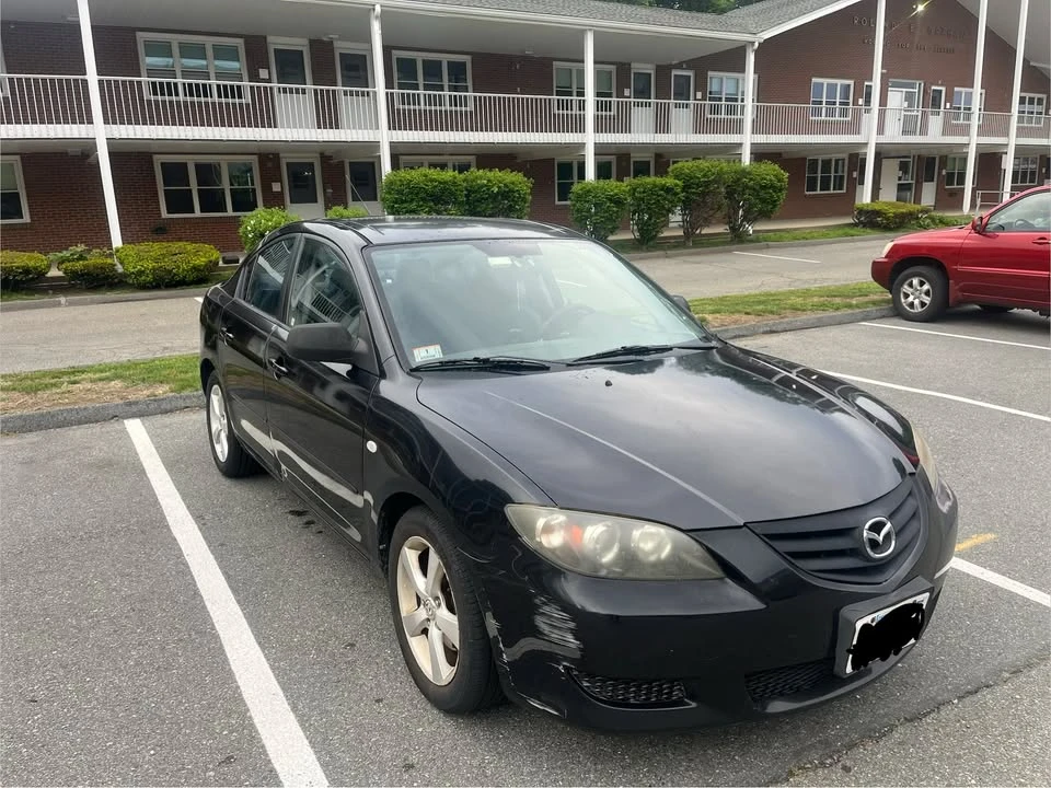 2005 Mazda Mazda 3 1st Gen - Image 2 of 10