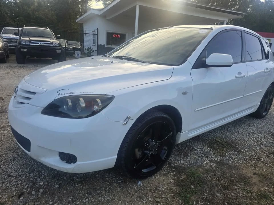 2005 Mazda Mazda 3 1st Gen - Image 2 of 9