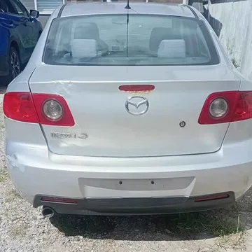 2005 Mazda MAZDA3