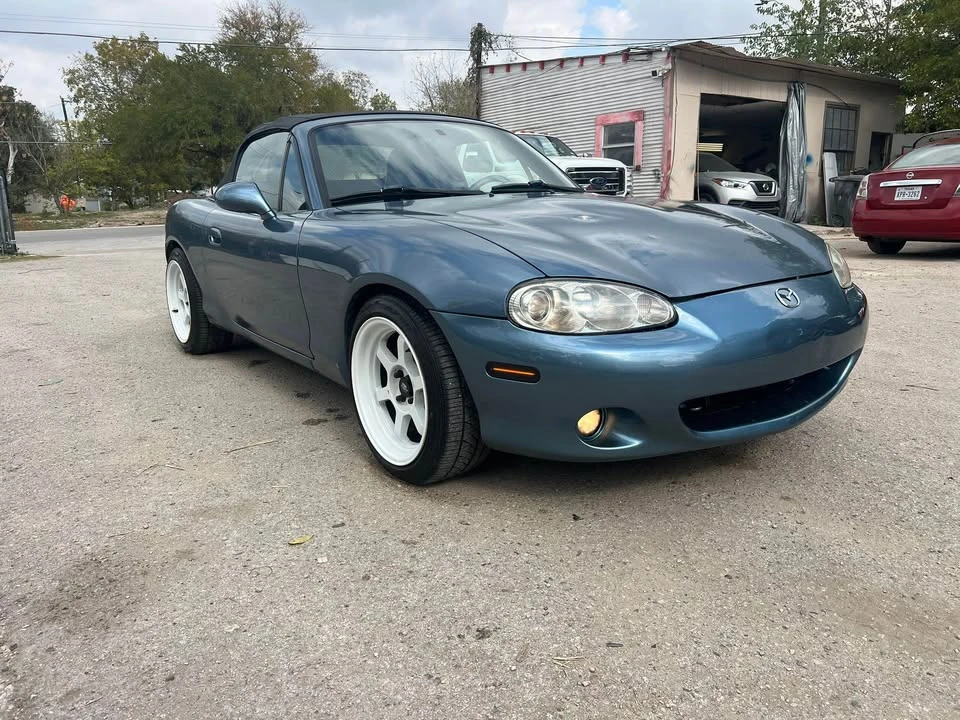 2005 Mazda NB MX-5 Miata - Image 3 of 11
