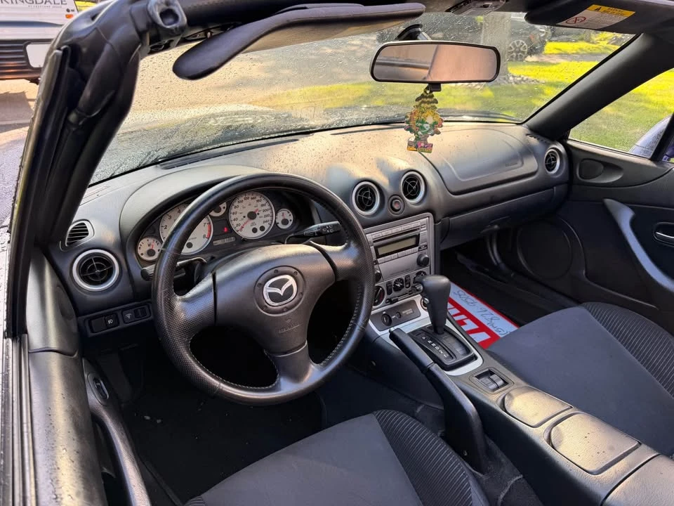 2005 Mazda NB MX-5 Miata - Image 5 of 17