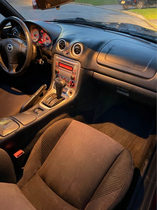 2005 Mazda NB MX-5 Miata - Image 12 of 19