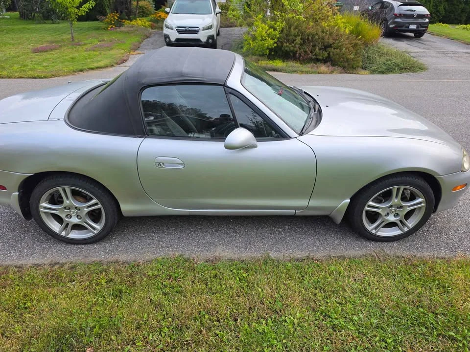 2005 Mazda NB MX-5 Miata - Image 2 of 6