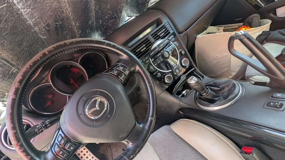 2005 Mazda RX-8 1st Gen - Image 2 of 5