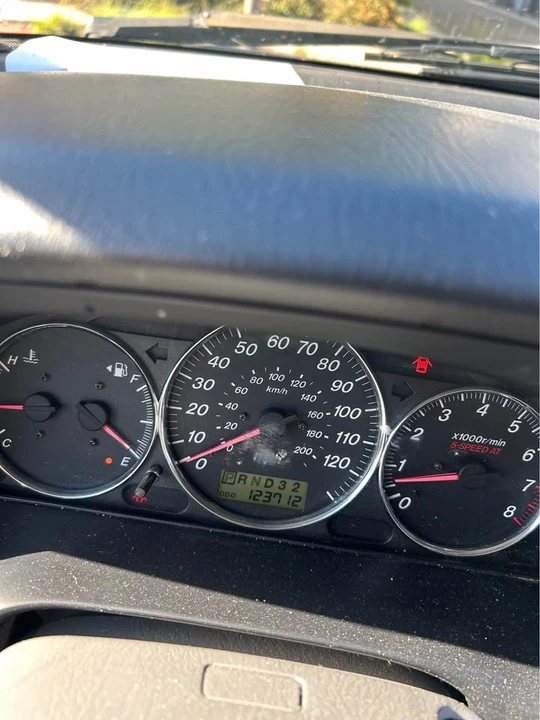 2005 Mazda MPV 2nd Gen - Image 12 of 14