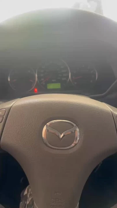 2005 Mazda MPV 2nd Gen - Image 14 of 14