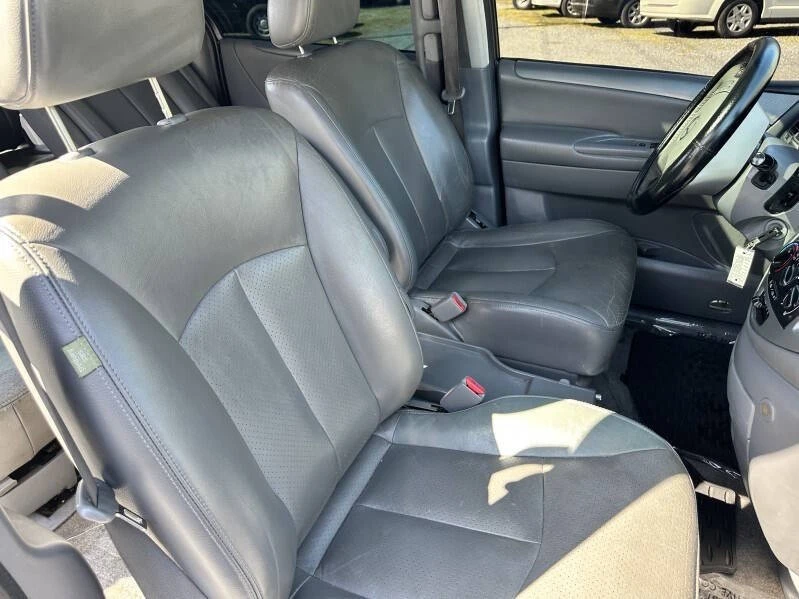 2005 Mazda MPV 2nd Gen - Image 19 of 21