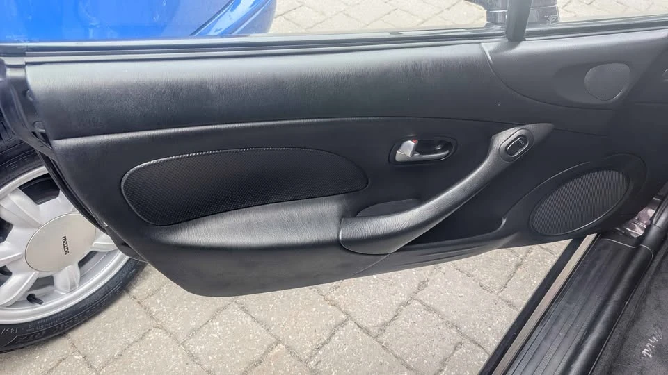 2005 Mazda NB MX-5 Miata - Image 6 of 20