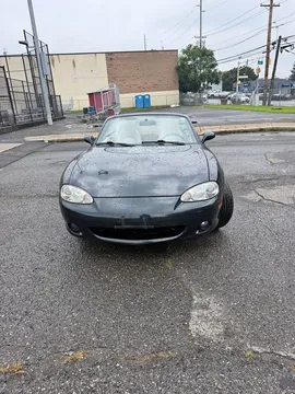 2005 Mazda MX-5 Convertible 2D