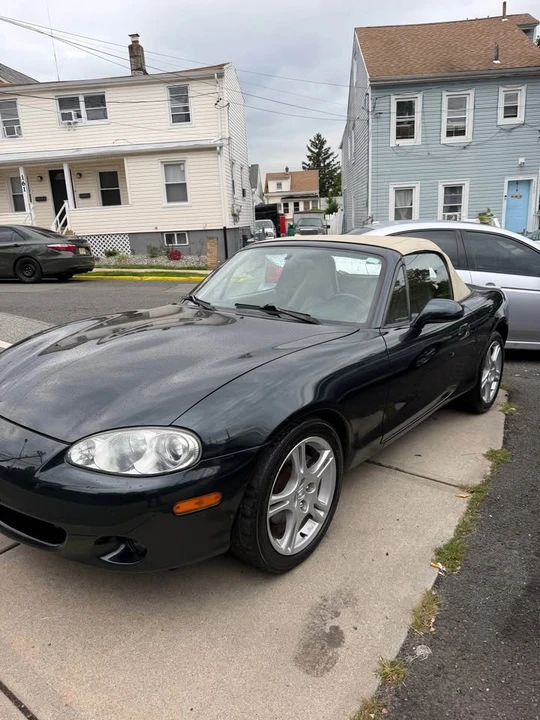 2005 Mazda NB MX-5 Miata - Image 11 of 15