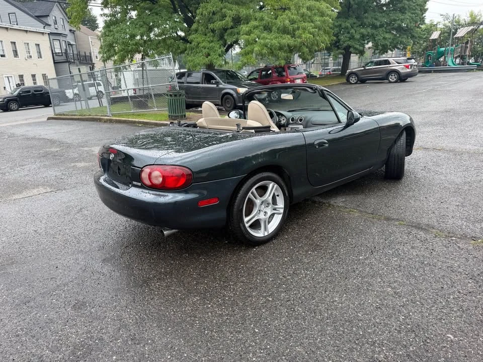 2005 Mazda NB MX-5 Miata - Image 6 of 15