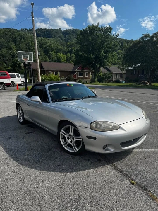 2005 Mazda NB MX-5 Miata - Image 4 of 14