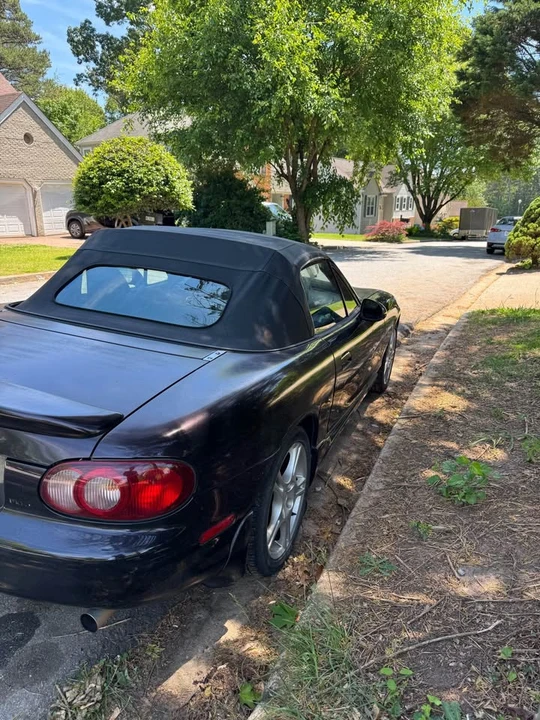 2005 Mazda NB MX-5 Miata - Image 4 of 8