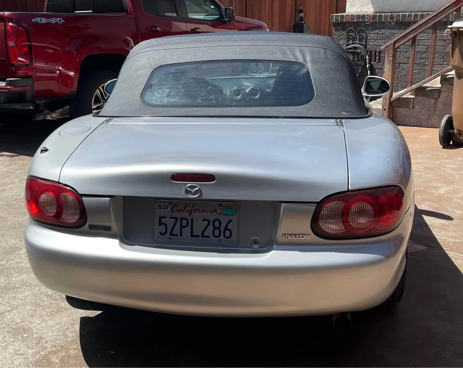 2005 Mazda NB MX-5 Miata - Image 4 of 6