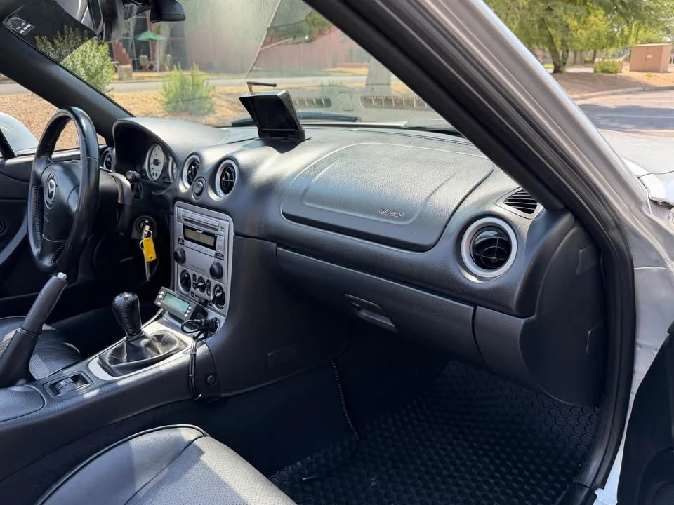 2005 Mazda NB MX-5 Miata - Image 12 of 18