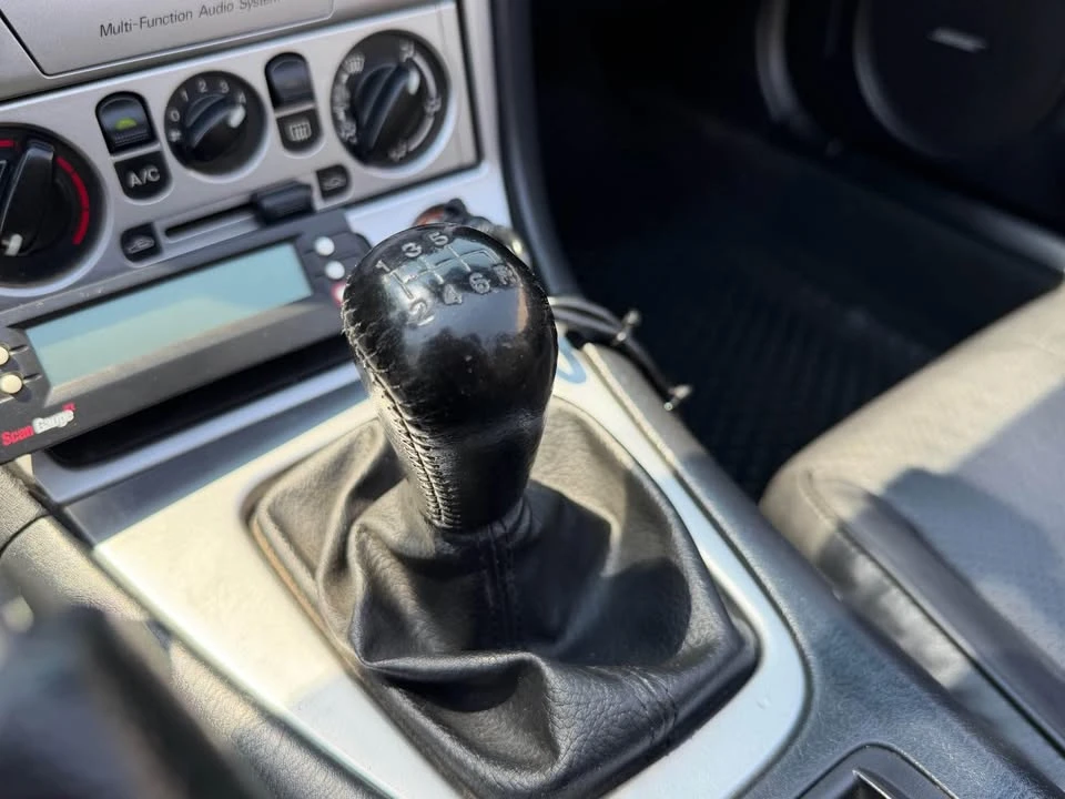 2005 Mazda NB MX-5 Miata - Image 16 of 18