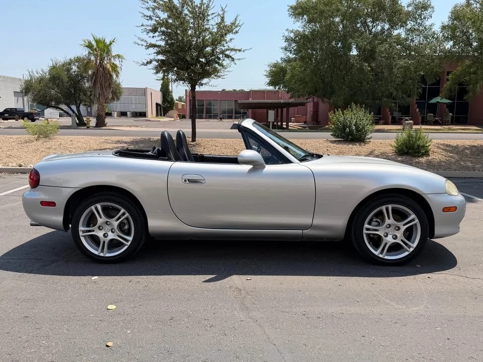 2005 Mazda NB MX-5 Miata - Image 6 of 18