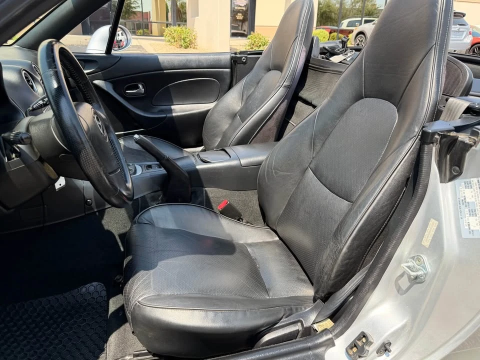2005 Mazda NB MX-5 Miata - Image 11 of 18