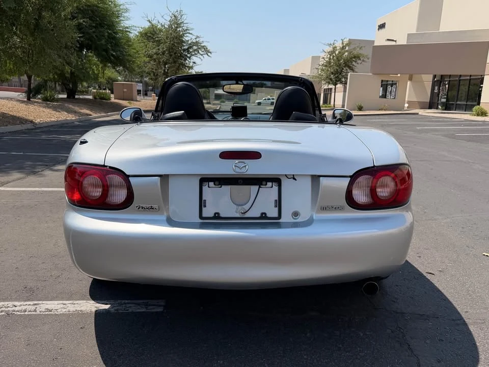 2005 Mazda NB MX-5 Miata - Image 4 of 18