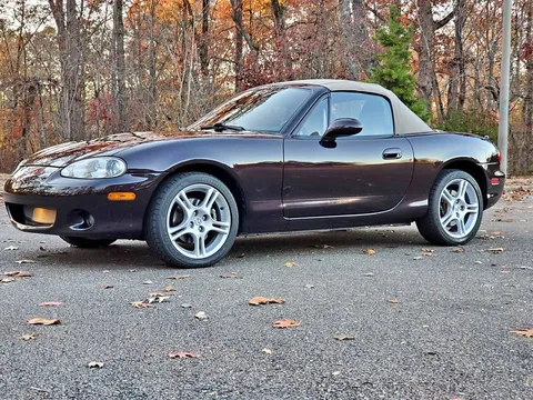 2005 Mazda MX-5 LS Convertible 2D