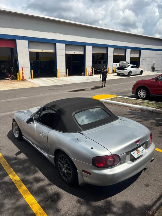 2005 Mazda NB MX-5 Miata - Image 2 of 10